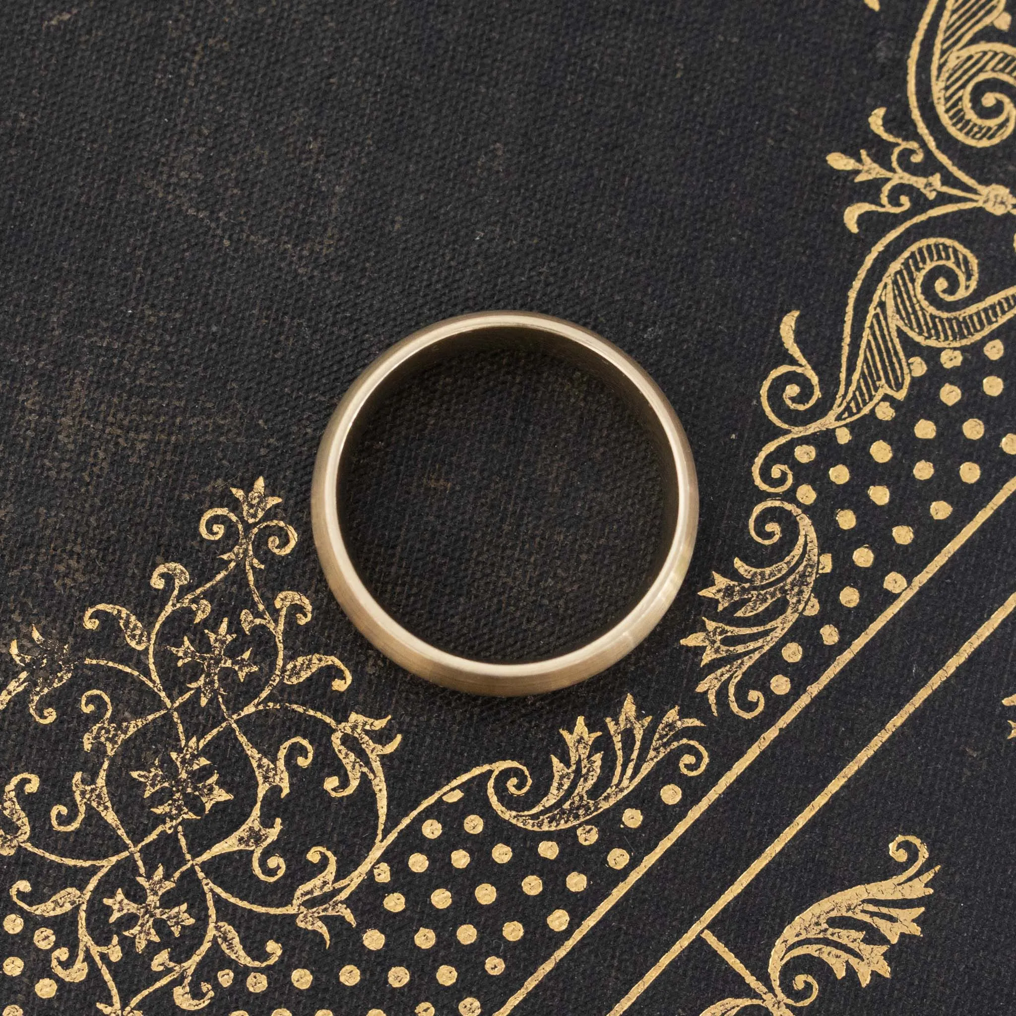 14kt Brushed Wedding Band
