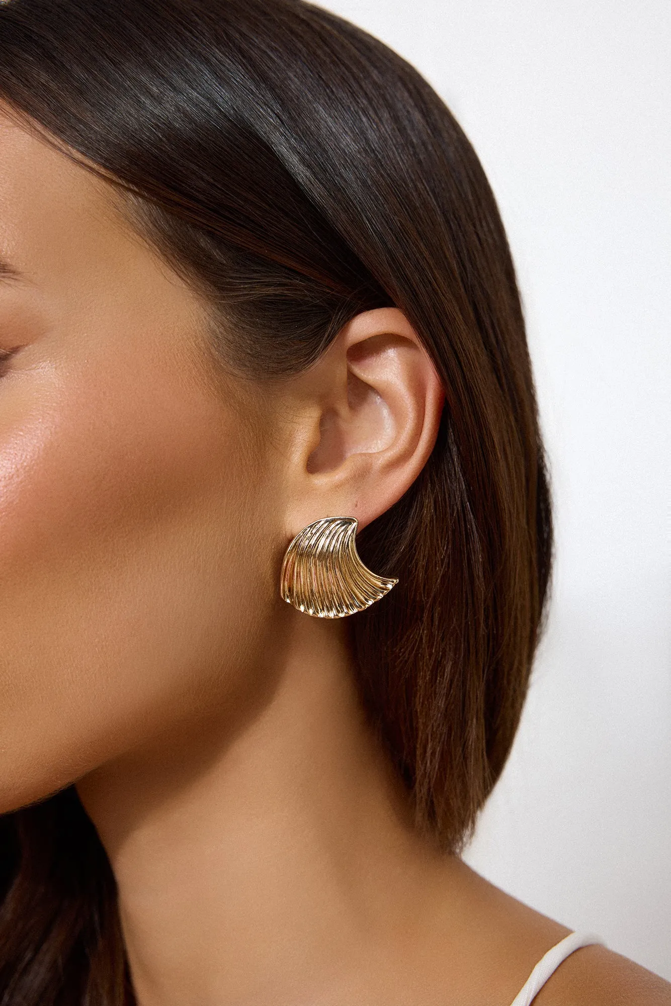 18k Gold Plated Graphics Earrings Gold