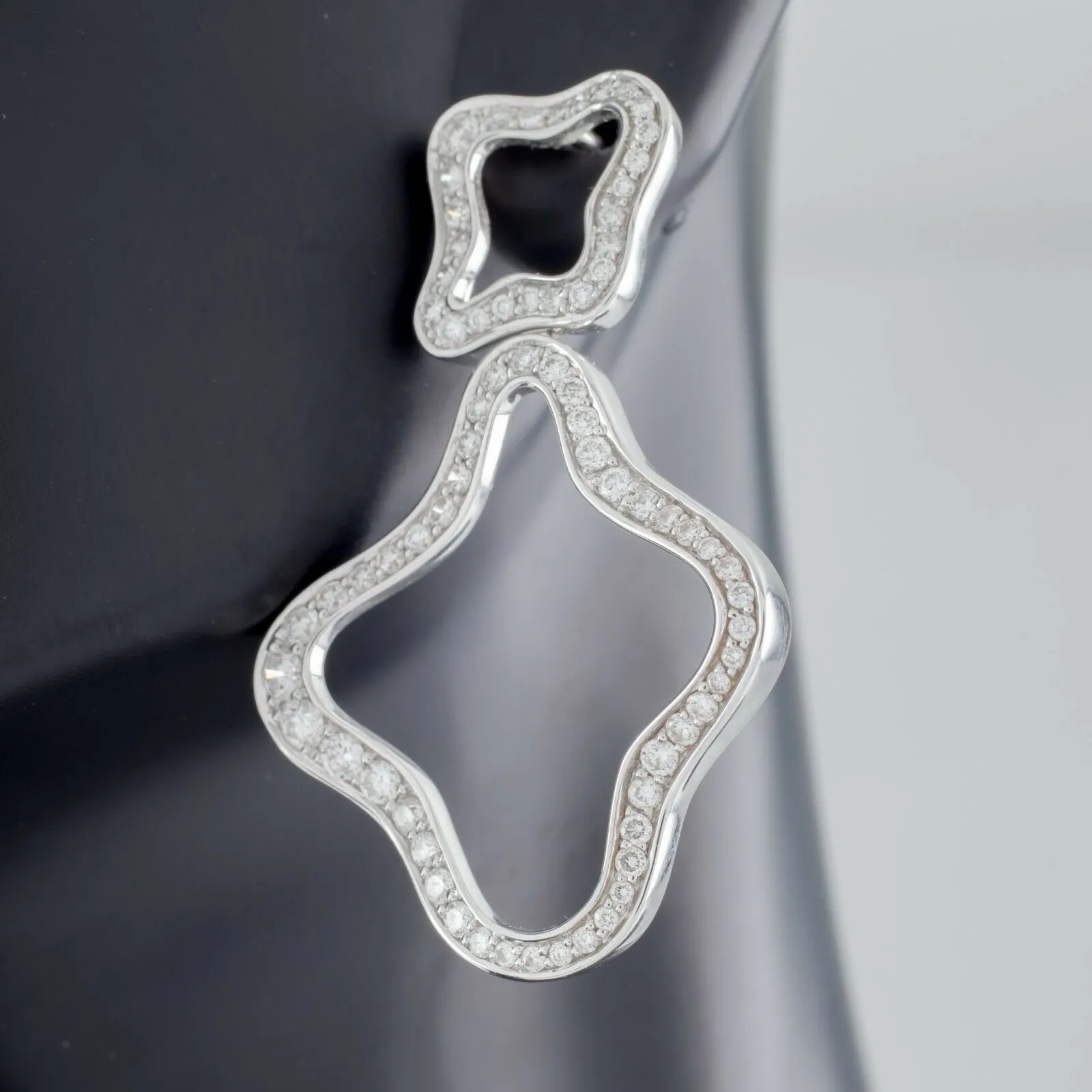 2.10 Carat Diamond Flower Dangle Drop 18k White Gold Earrings