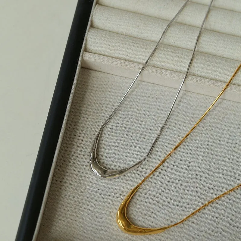 925 Silver Metal Style U-Shape Medium Length Necklace