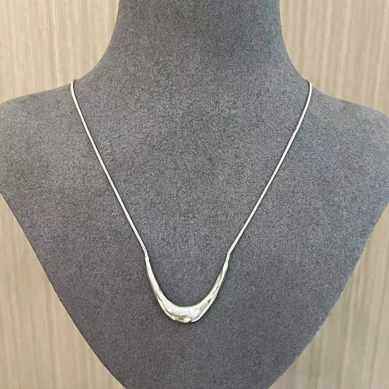 925 Silver Metal Style U-Shape Medium Length Necklace