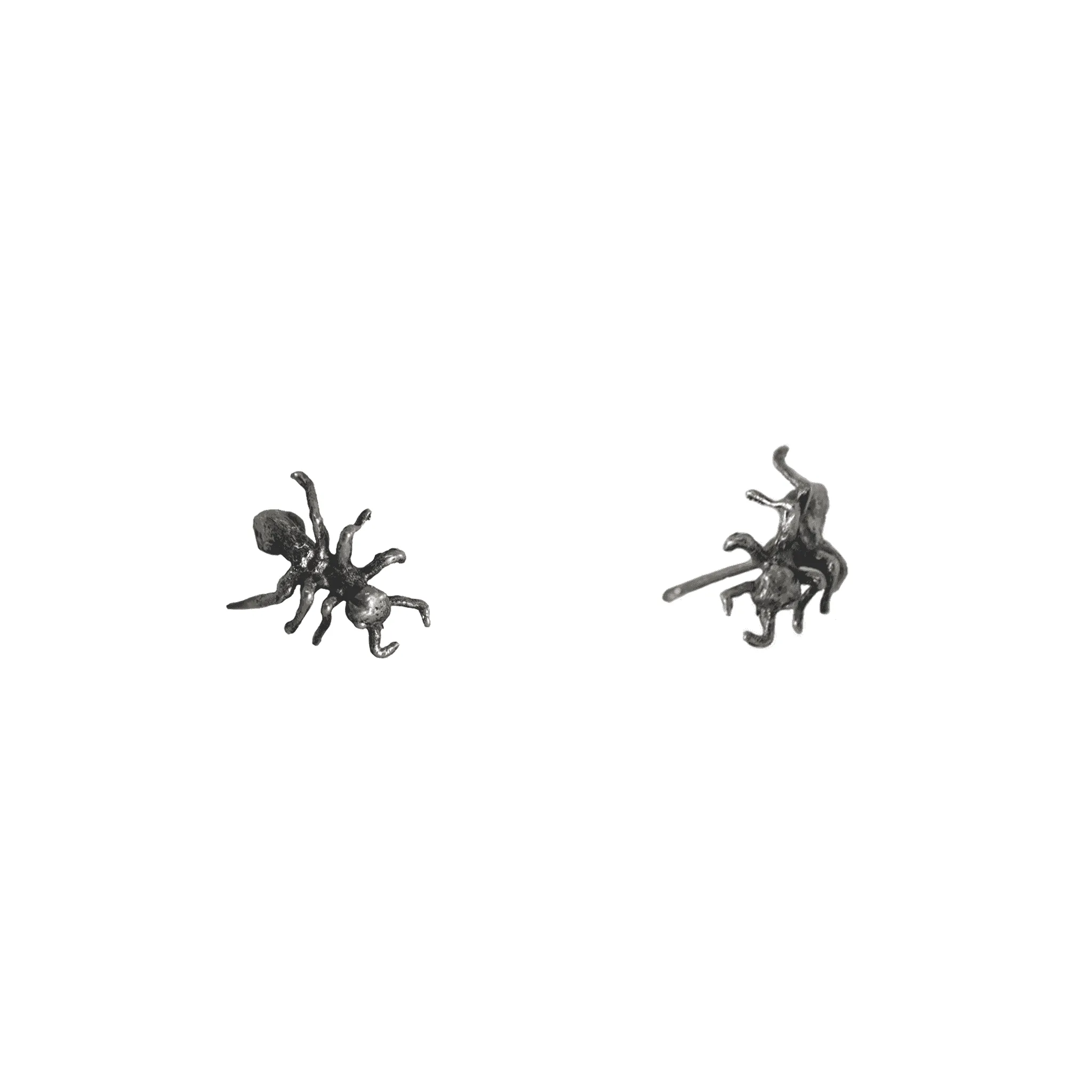 Ant Studs