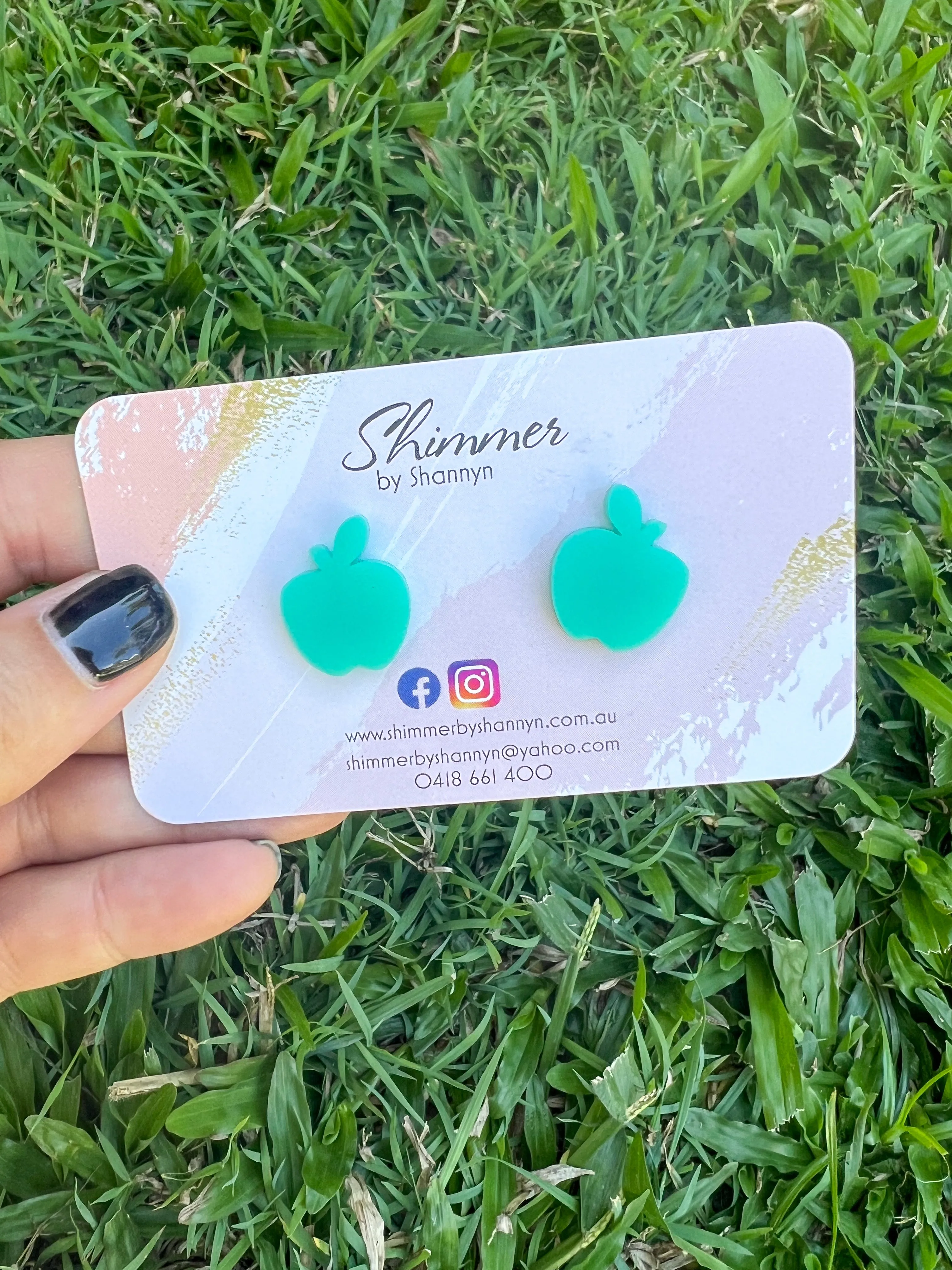 Apple - Stud