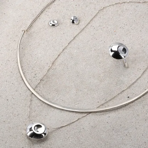 ATHENA SILVER COLLAR