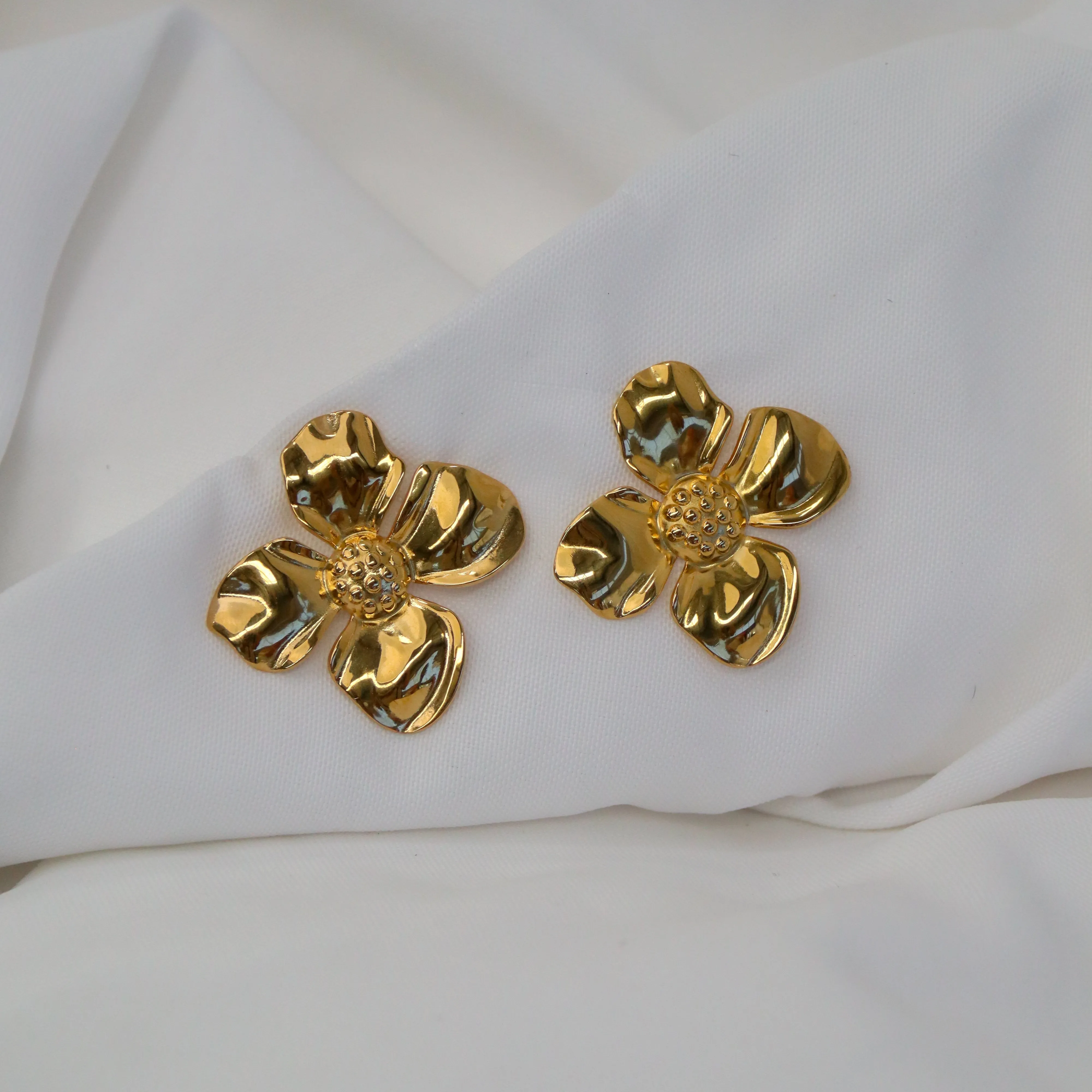 Azalea | Flower Statement Stud earring