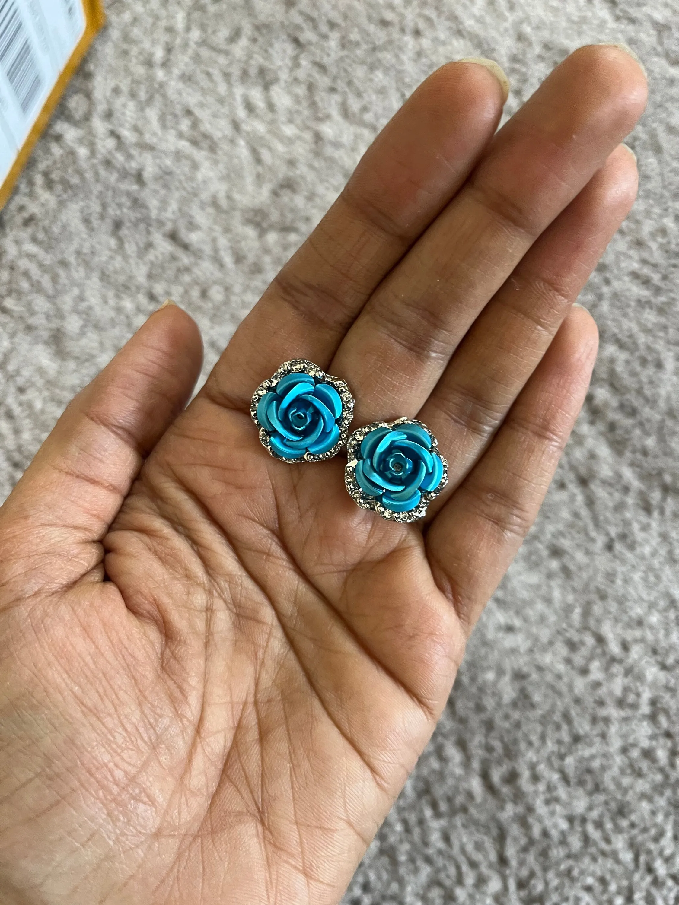 blue stud earrings , cerulean Cyan  rose earrings , blue flower earrings ,small teal aqua earrings , blue wedding earrings , blue earrings