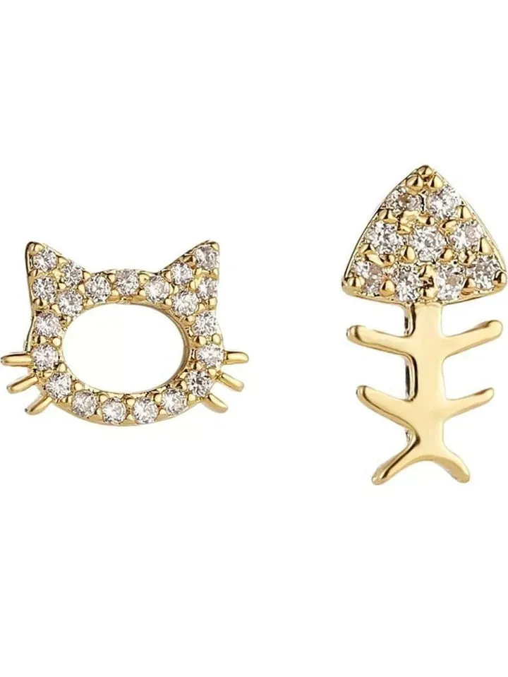 CAT & FISHBONE STUD EARRINGS