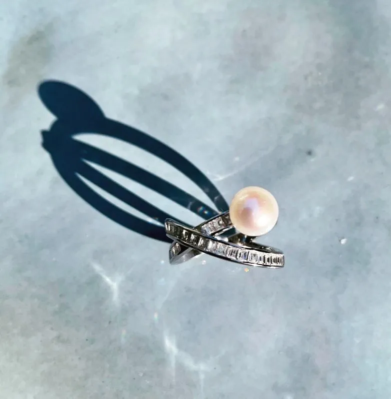 Cross-over Ring