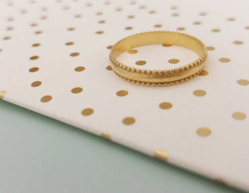 Delicate gold wedding Ring, unique gold wedding band, 14k gold wedding ring, Yellow gold wedding band for women, gold filigree wedding ring