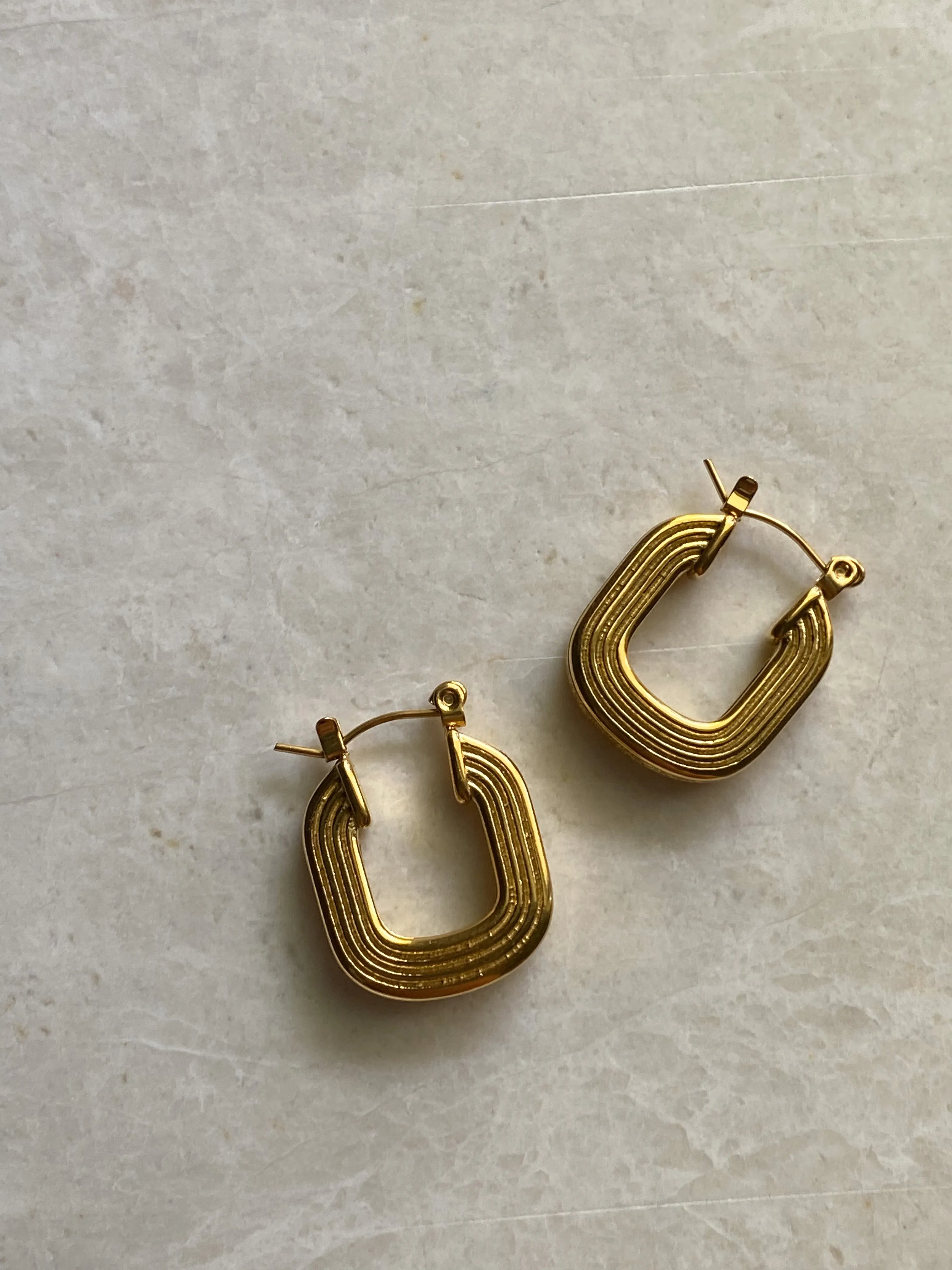 Eden Modern Hoops