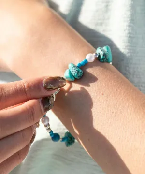 Effortless Metal Bracelet