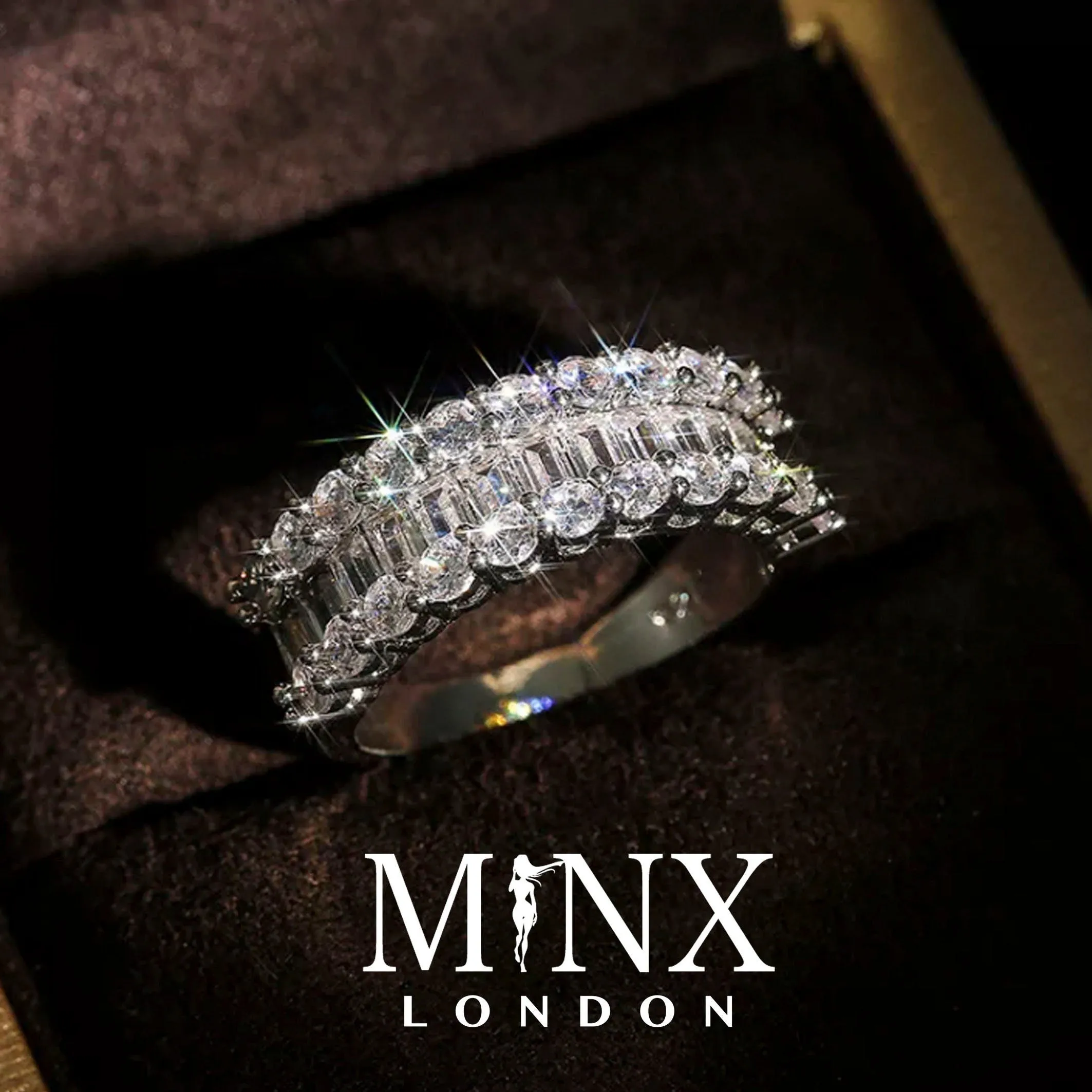 Engagement Ring | Womens Wedding Band | Baguette Ring | Engagement Ring Diamond | Luxury Diamond Ring | Engagement rings | Big Diamond Rings