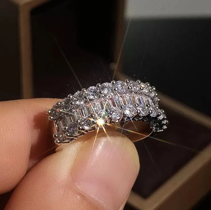 Engagement Ring | Womens Wedding Band | Baguette Ring | Engagement Ring Diamond | Luxury Diamond Ring | Engagement rings | Big Diamond Rings