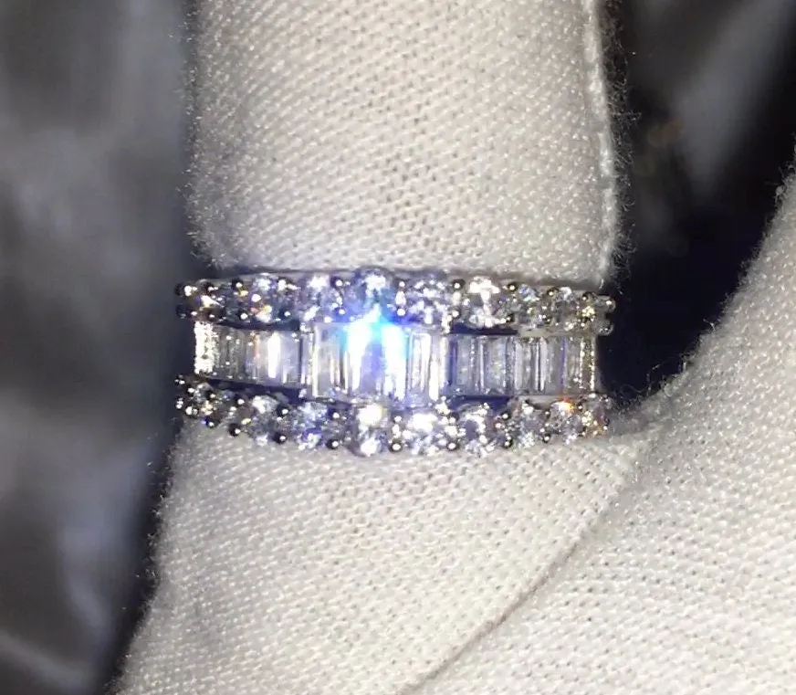 Engagement Ring | Womens Wedding Band | Baguette Ring | Engagement Ring Diamond | Luxury Diamond Ring | Engagement rings | Big Diamond Rings