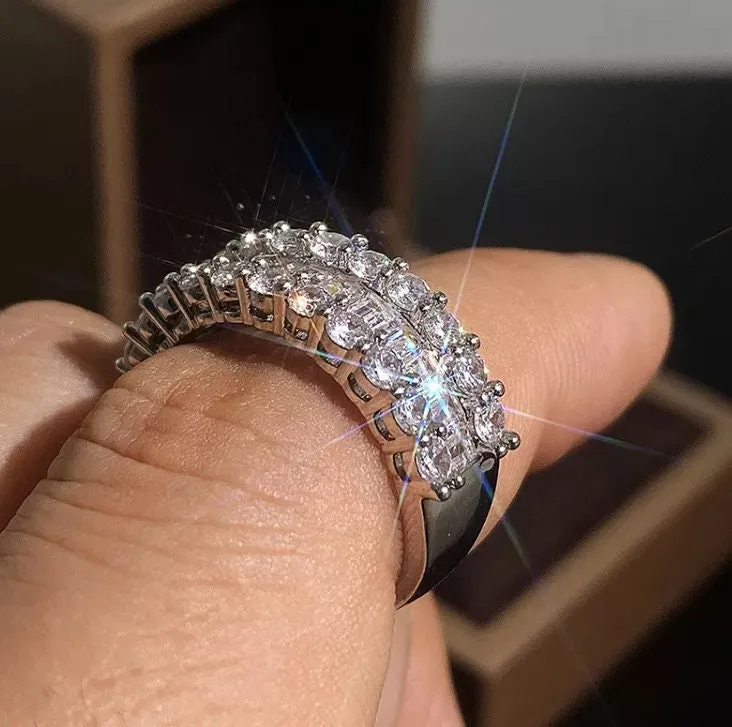 Engagement Ring | Womens Wedding Band | Baguette Ring | Engagement Ring Diamond | Luxury Diamond Ring | Engagement rings | Big Diamond Rings
