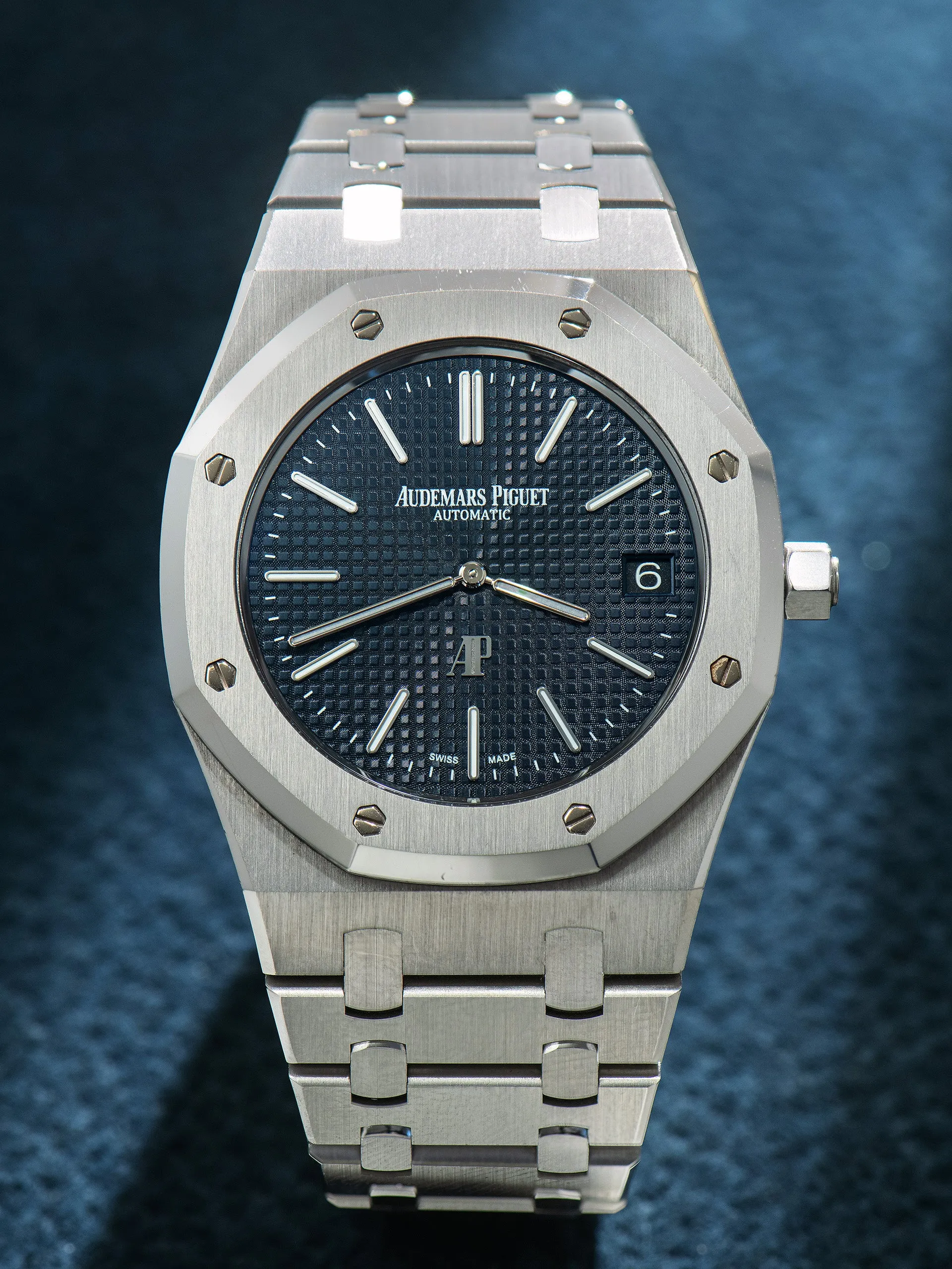 *Mint* 2015 Audemars Piguet Royal Oak Oak (Ref. 15202ST) W/ Full Set