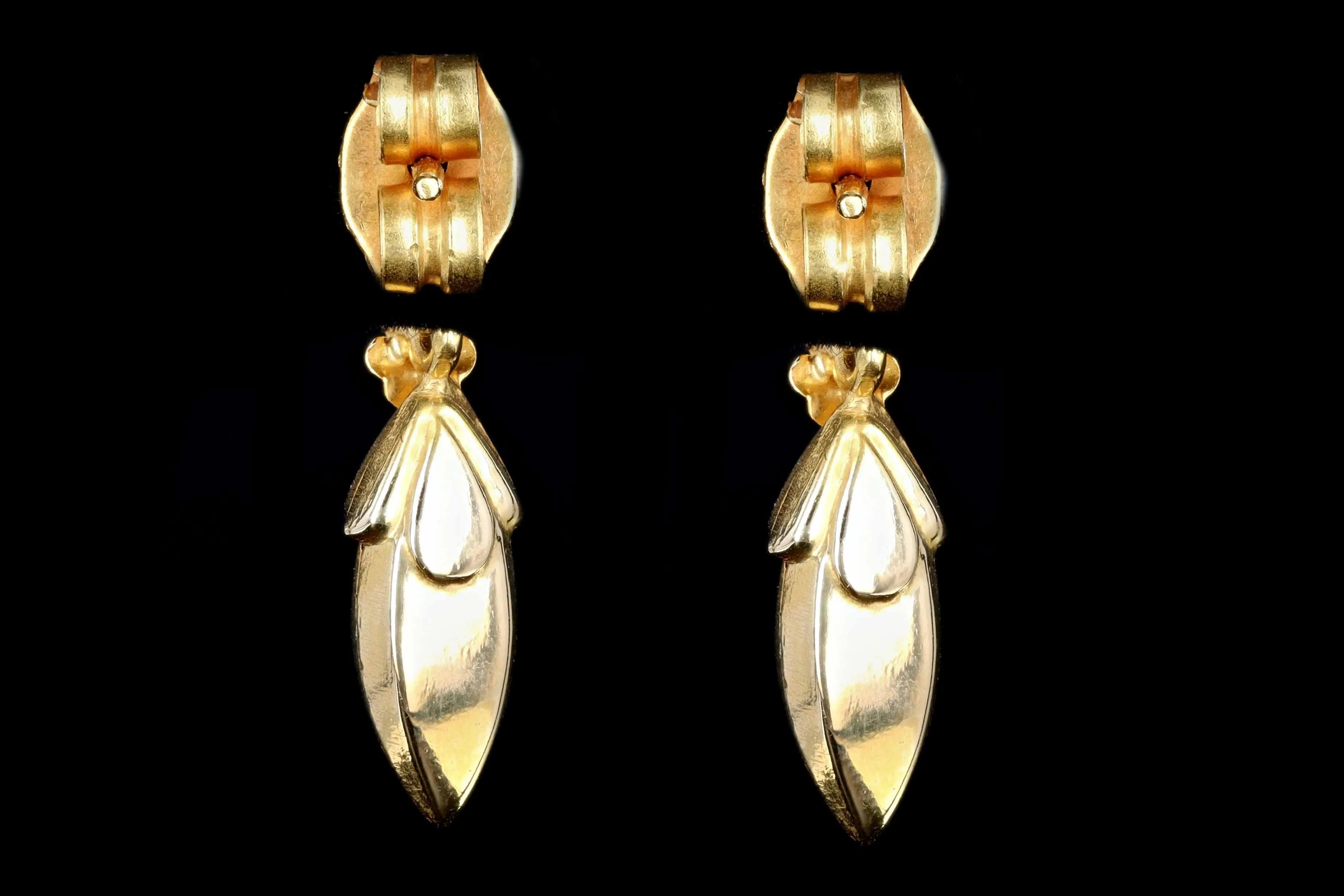 Modern 21K Yellow Gold Earrings
