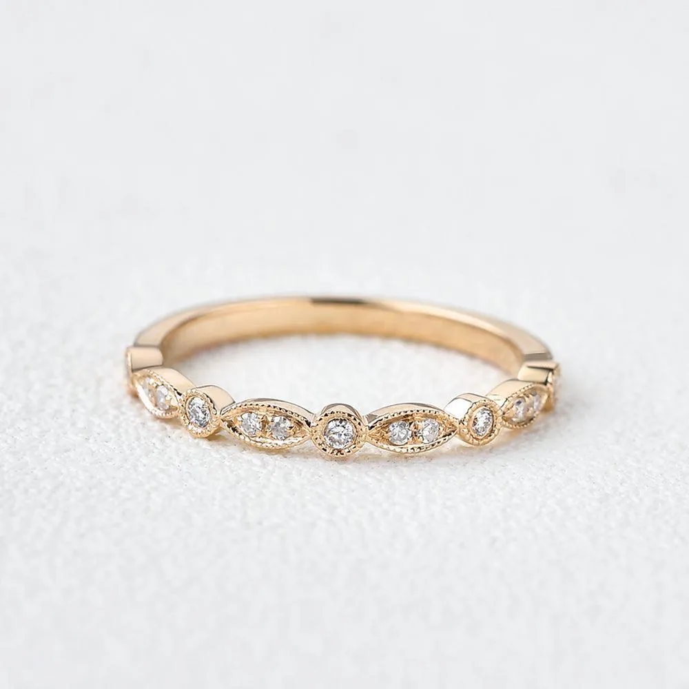 Moissanite Milgrain Dainty White/Rose Gold Ring