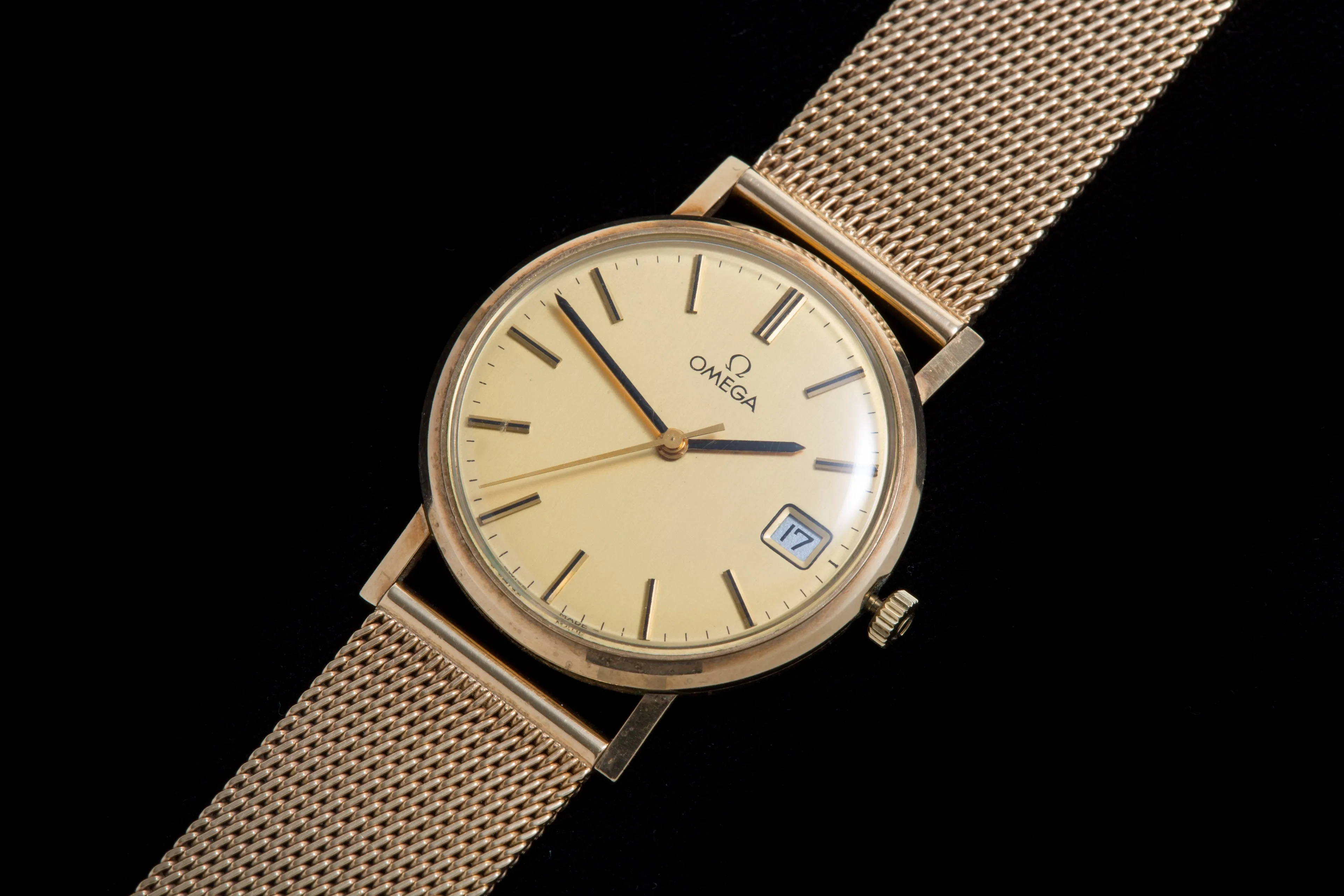 Omega 9 ct gold gents dress watch.