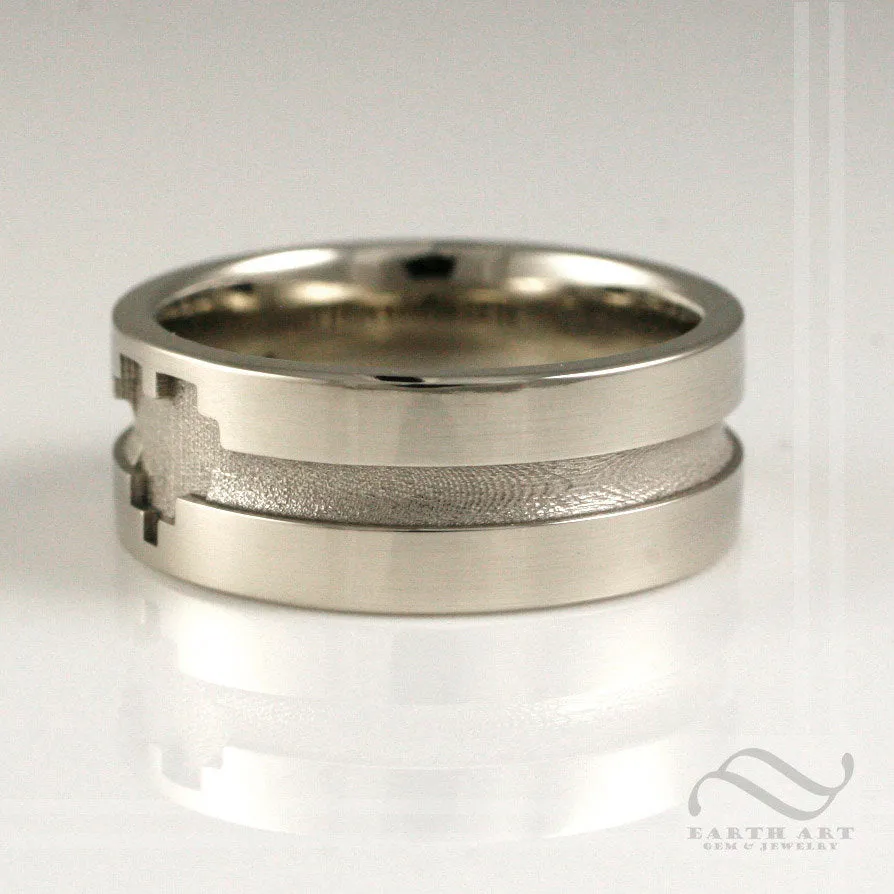 Pixelated Love - A 14k gold heart wedding band