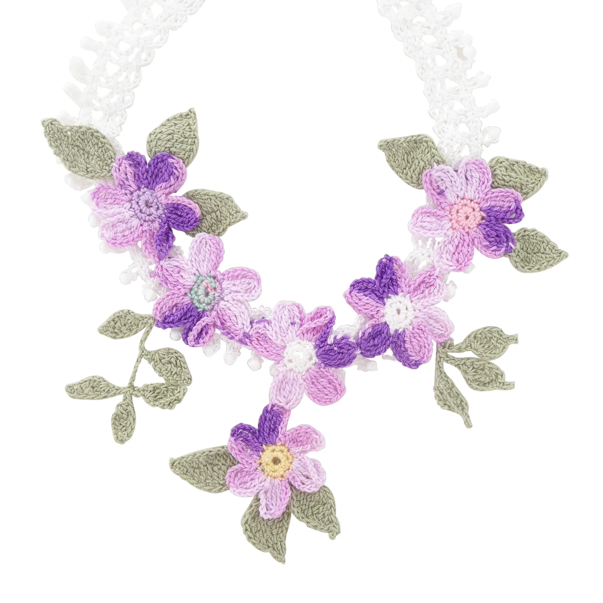 Purple daisy necklace