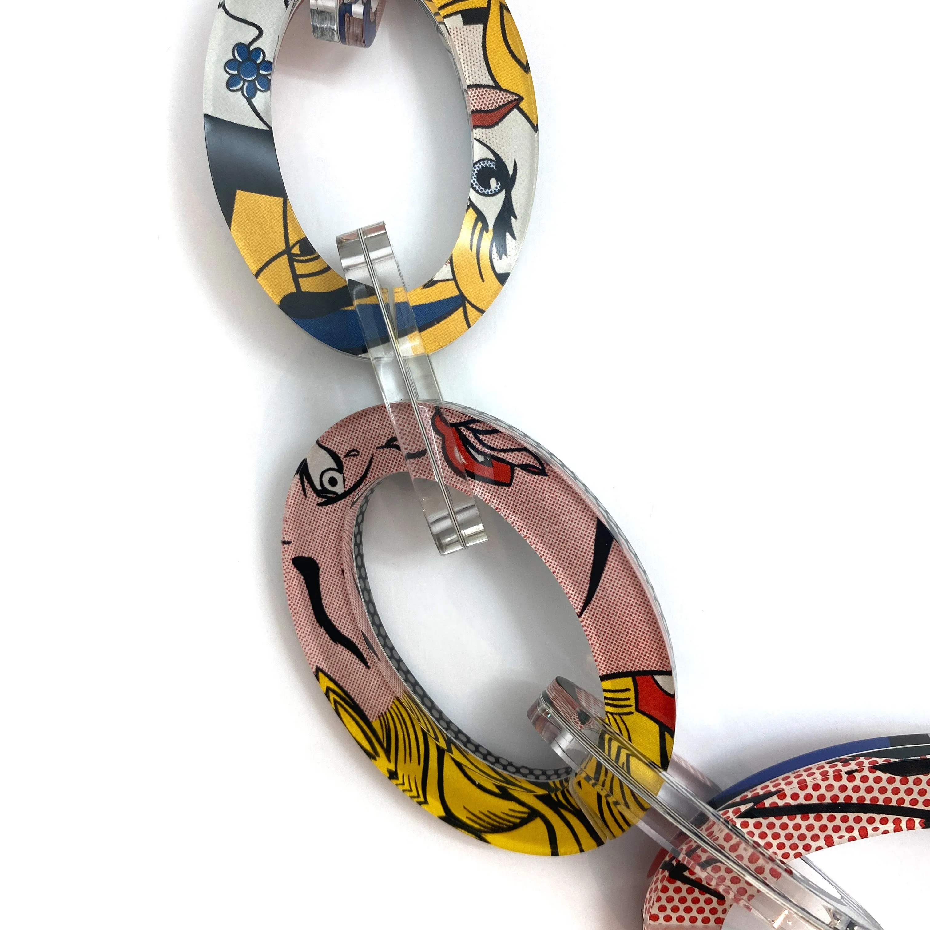Reversible Pop Art Graduated Oval Chain Link Necklace