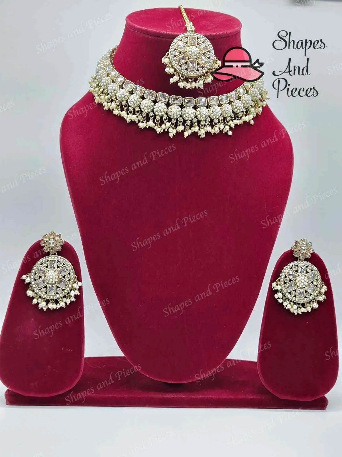 Riiva Necklace Set