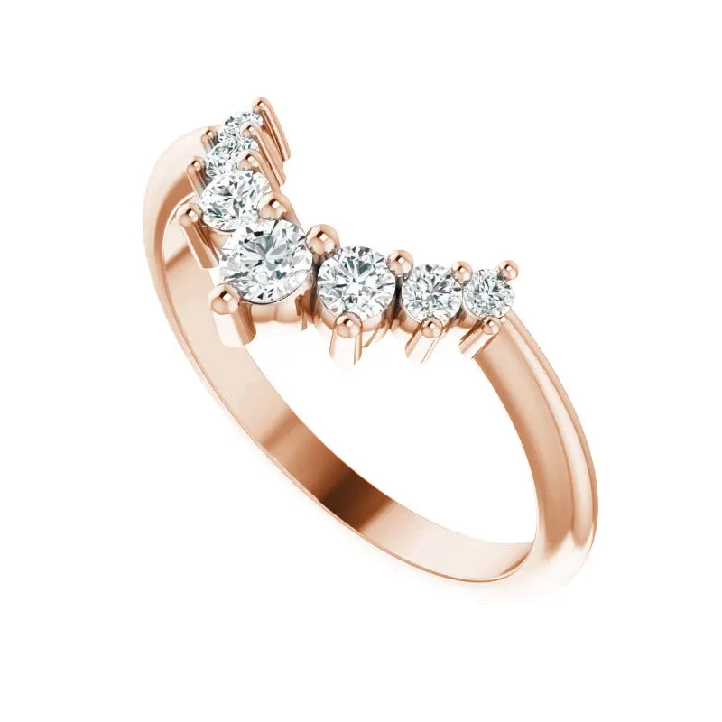 Round Diamond Shared Prong Contour Tracer Wedding Band