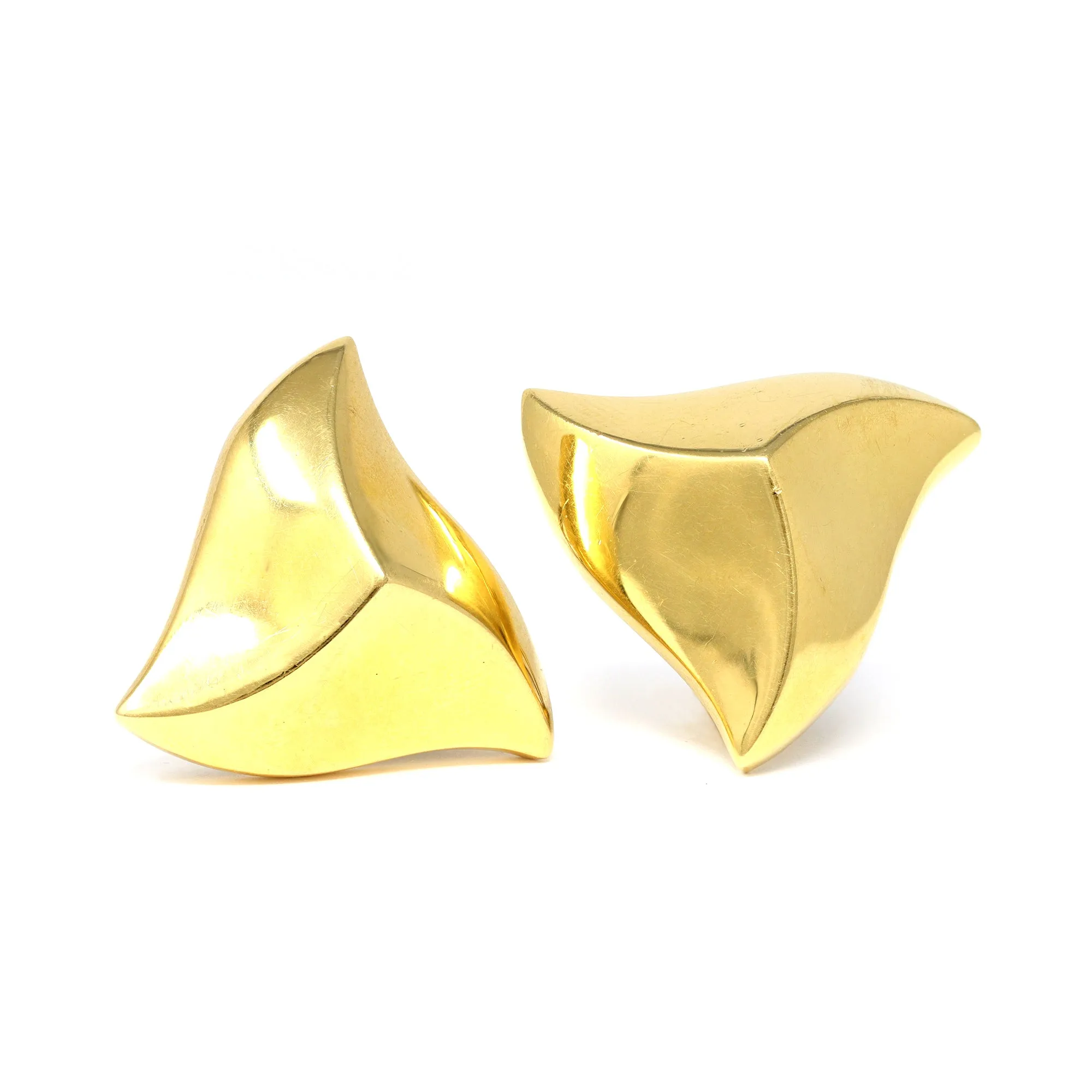 Signed Angela Cummings Pyramidal Clip On Earrings in 18 Karat Yellow Gold