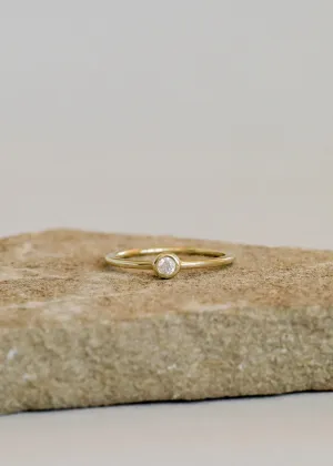 Simple Stud Ring