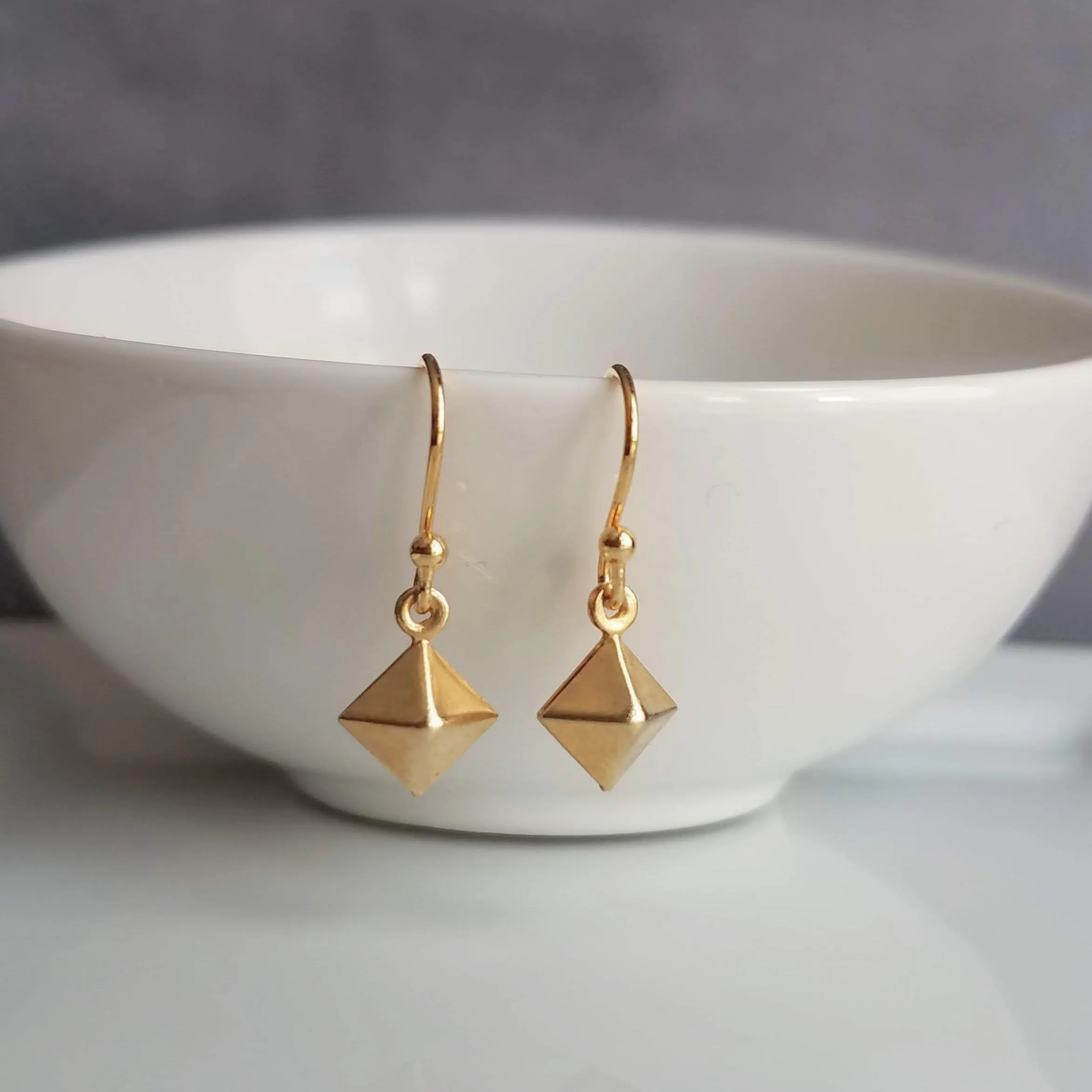 Small Gold Diamond Earrings, double pyramid earring, octahedron earring, diamond shape earring, spear earring, triangular, modern earring