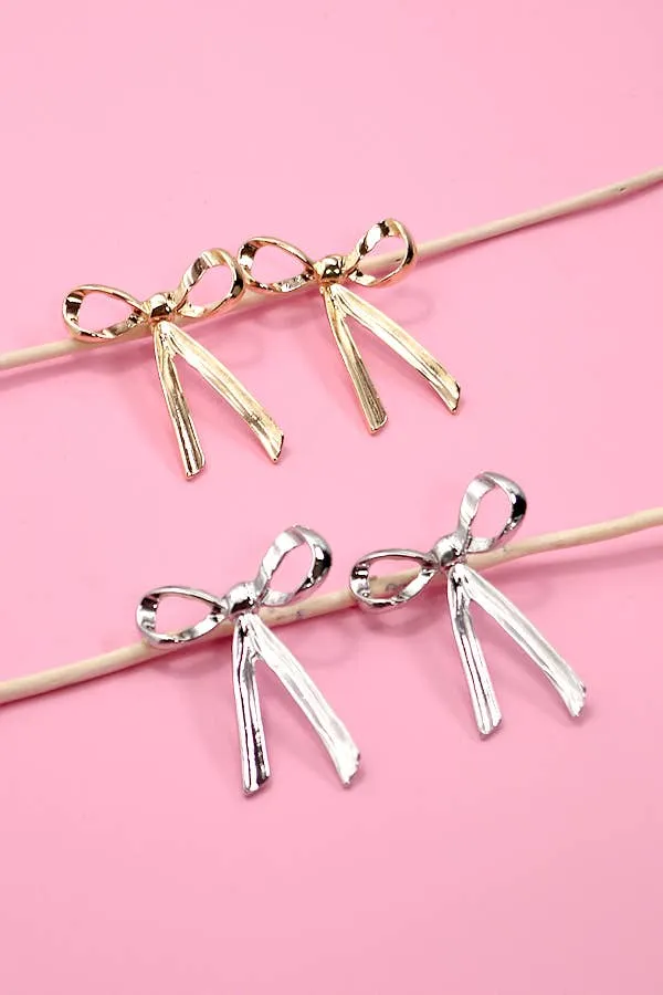 Sway With The Wind Bow Earrings
