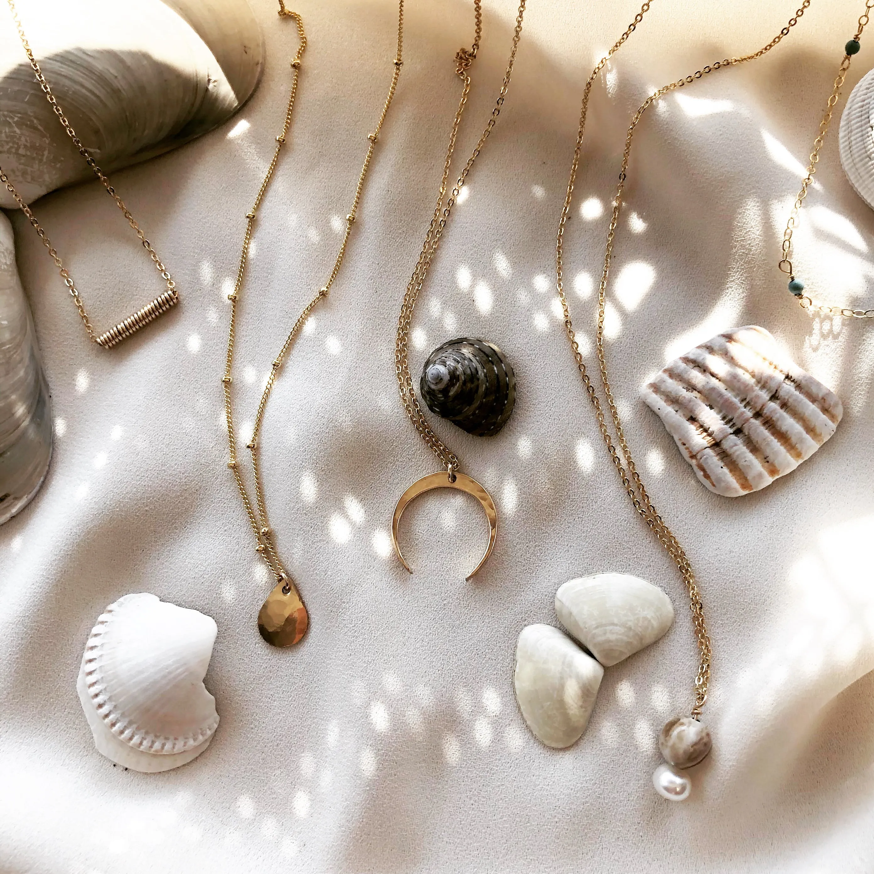 SYRENI NECKLACE