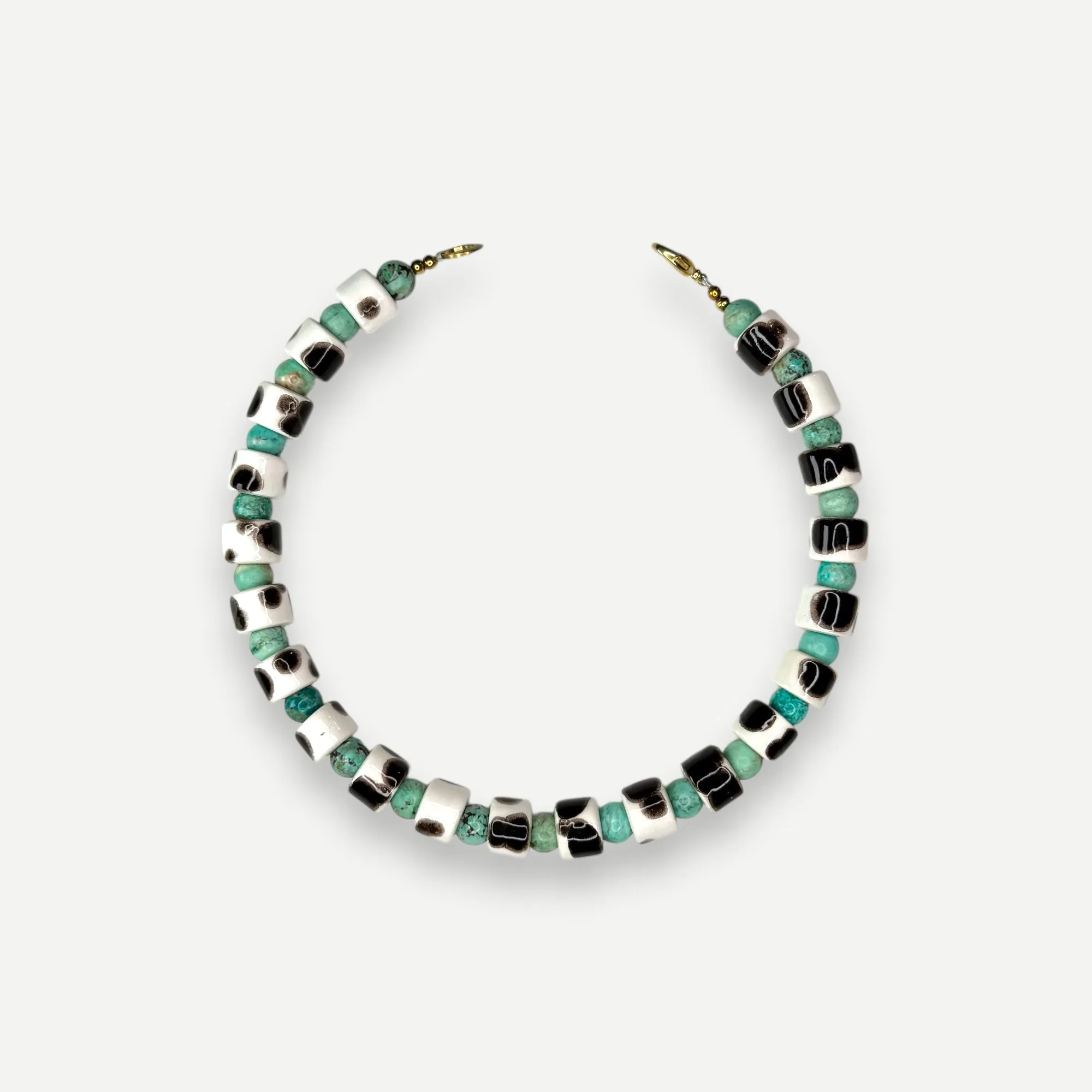 TORT & TURQ SUNDRY.  BEAD TWO.