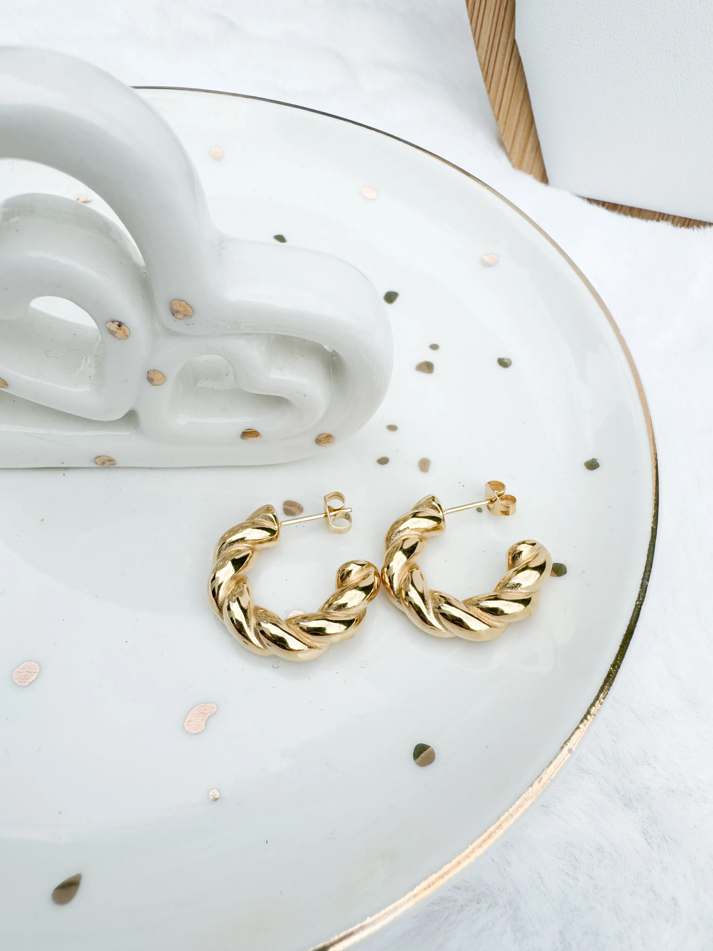 Twist earrings