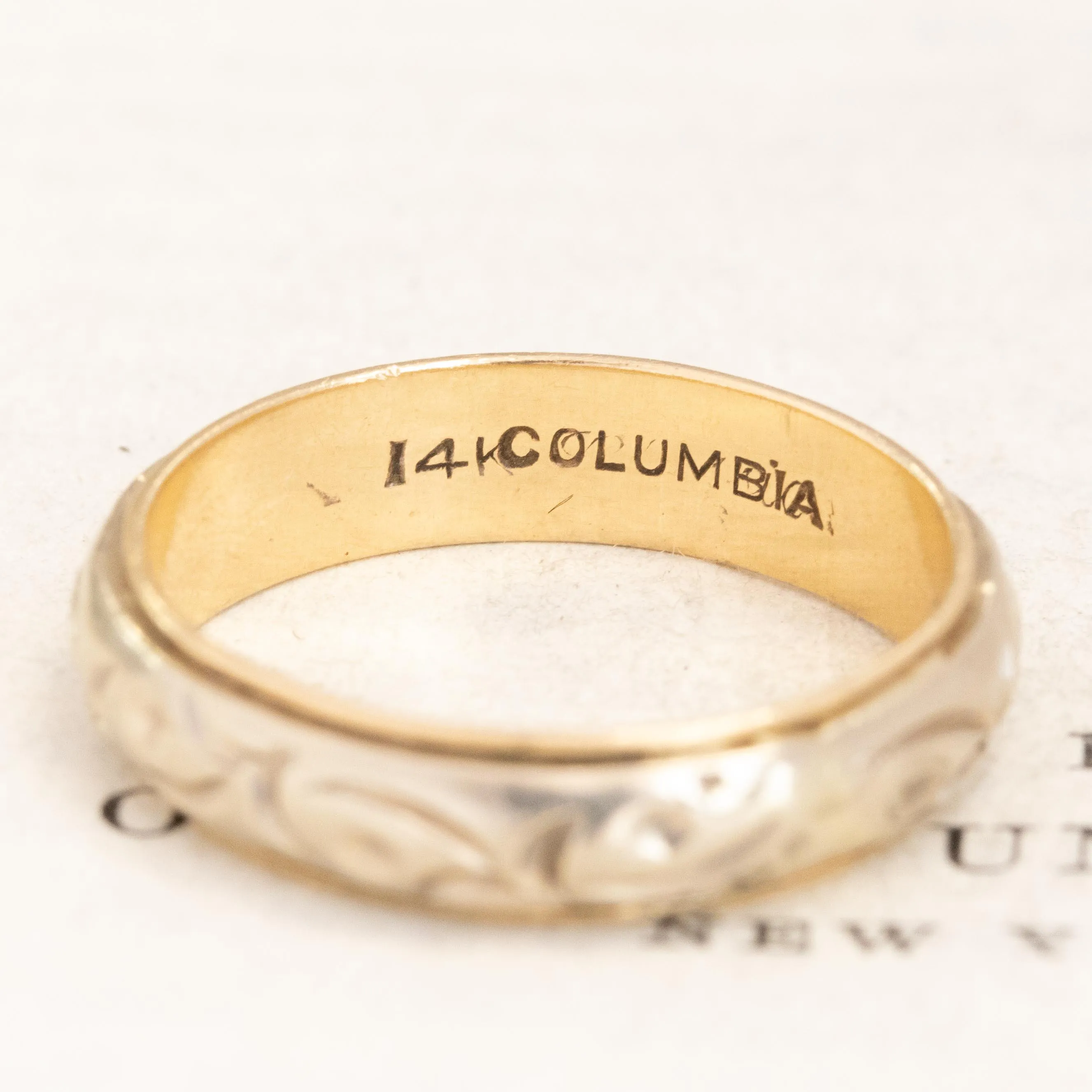 Vintage 2-Tone Floral Motif Wedding Band